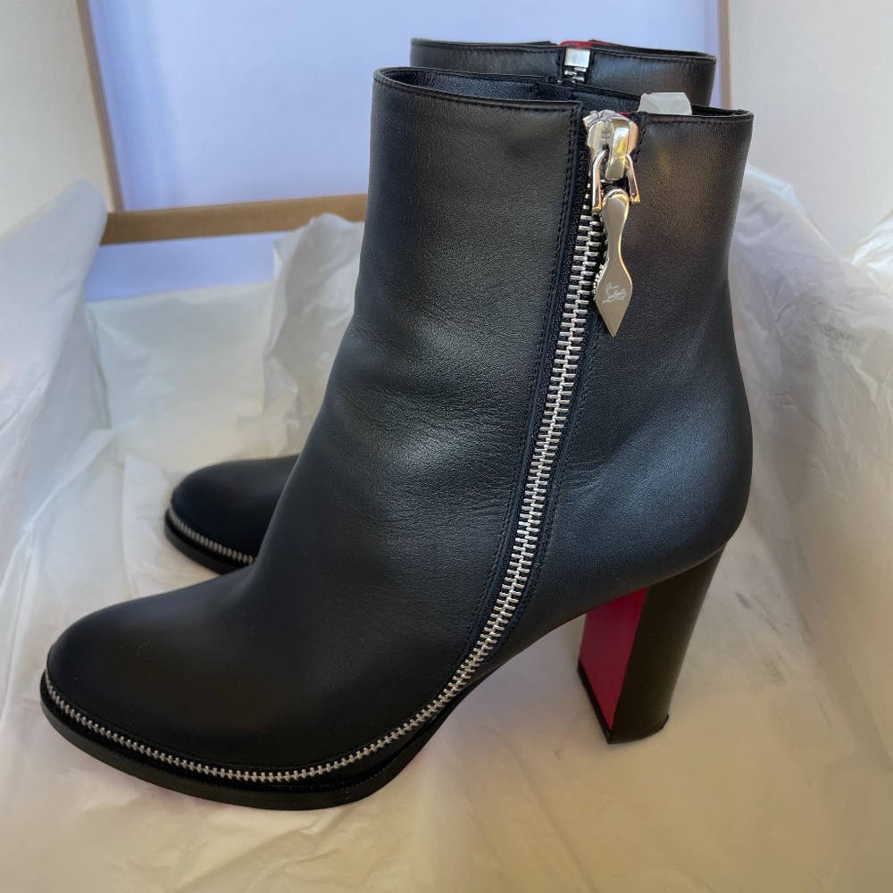 Authentic Louboutin Boots, Size 35.5, Black